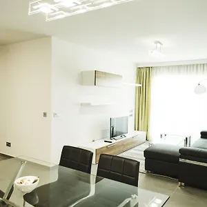 Luxury Terrazas Apartment